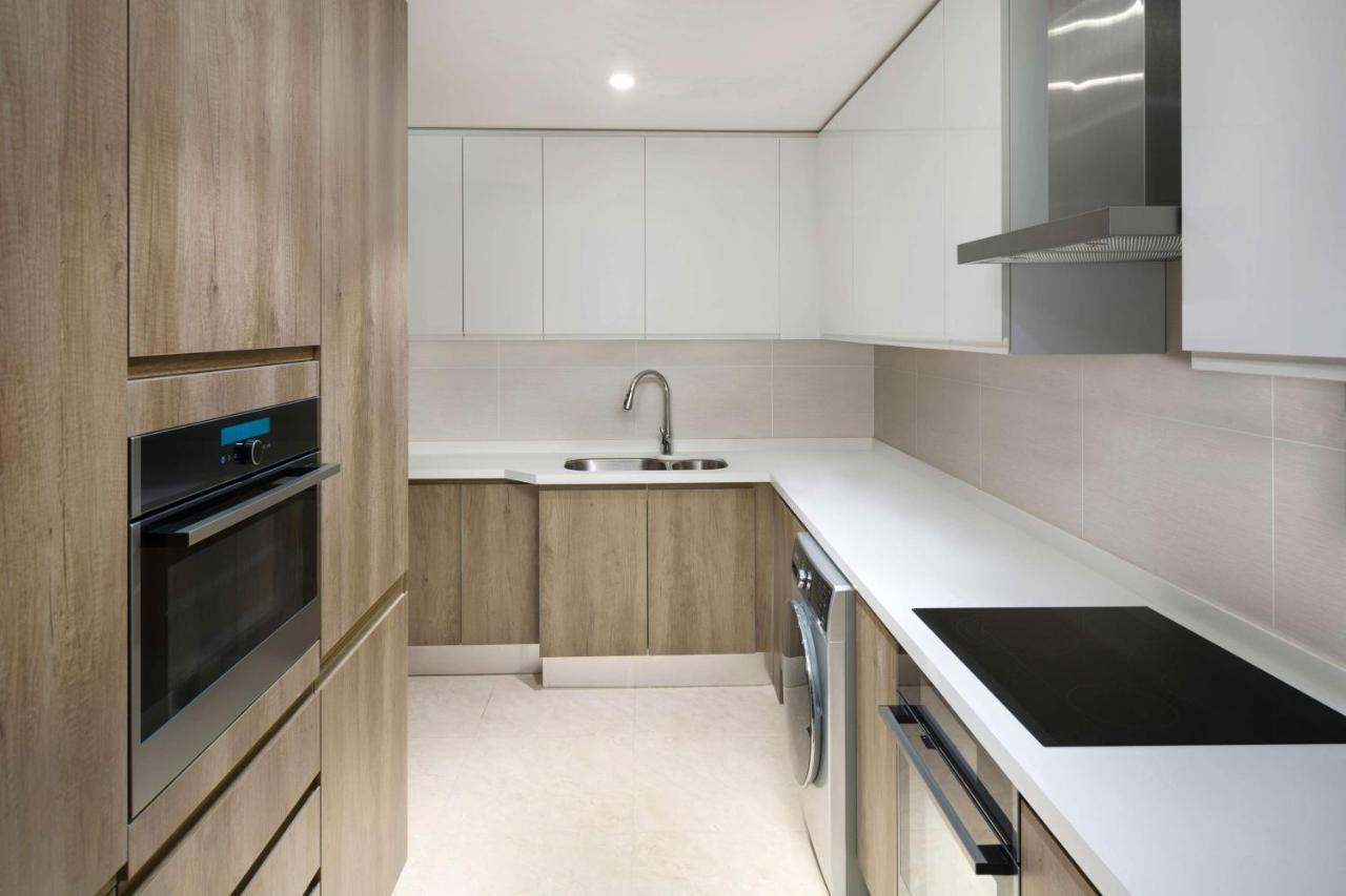 Grand Hyatt Al Khobar Hotel And Residences Luaran gambar A modern kitchen